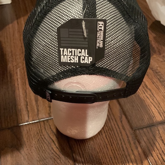 Snapback hat - Picture 2 of 2